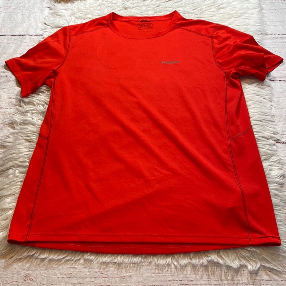 Patagonia Other - Patagonia Short Sleeve Fire Runner Red Shirt sz L